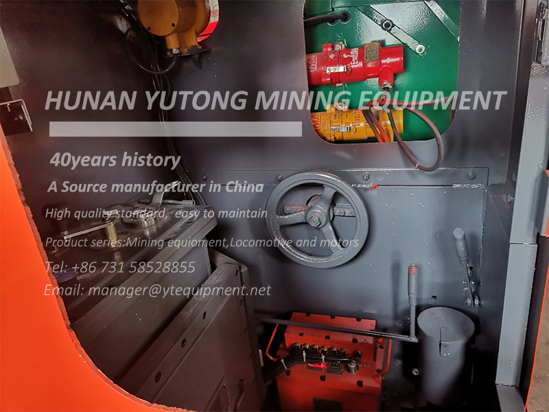 8-ton mining battery electric locomotive